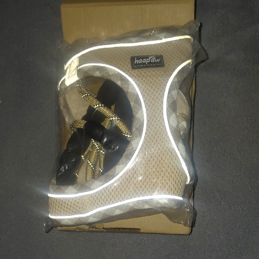 Haapaw Reflective Dog Harness & Leash! Size Medium